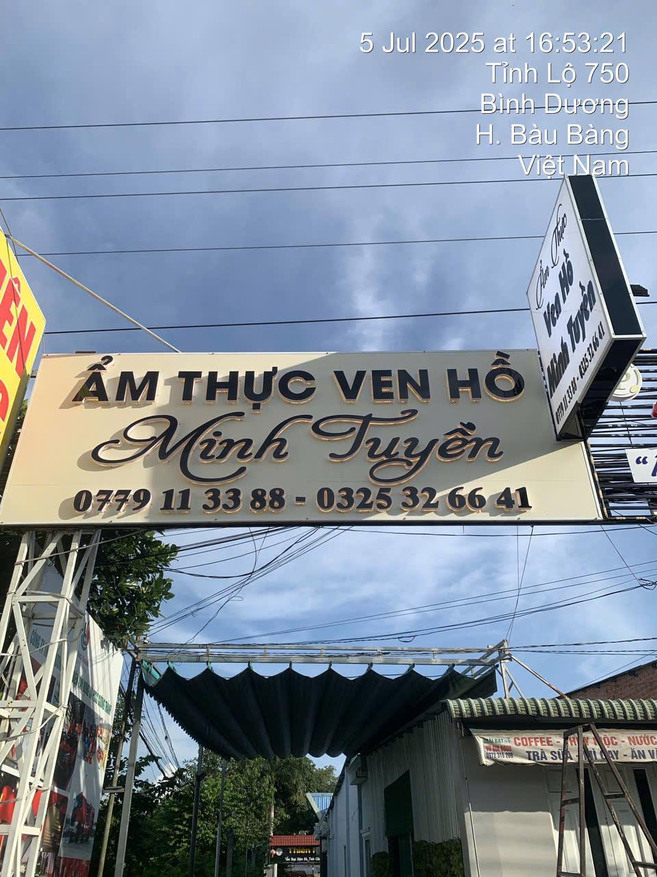 am-thuc-ven-ho-Minh Tuyen-7.jpg